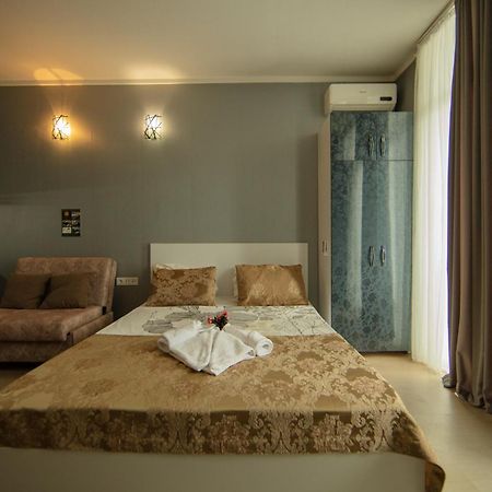 Tower Apartments บาทูมิ ภายนอก รูปภาพ
