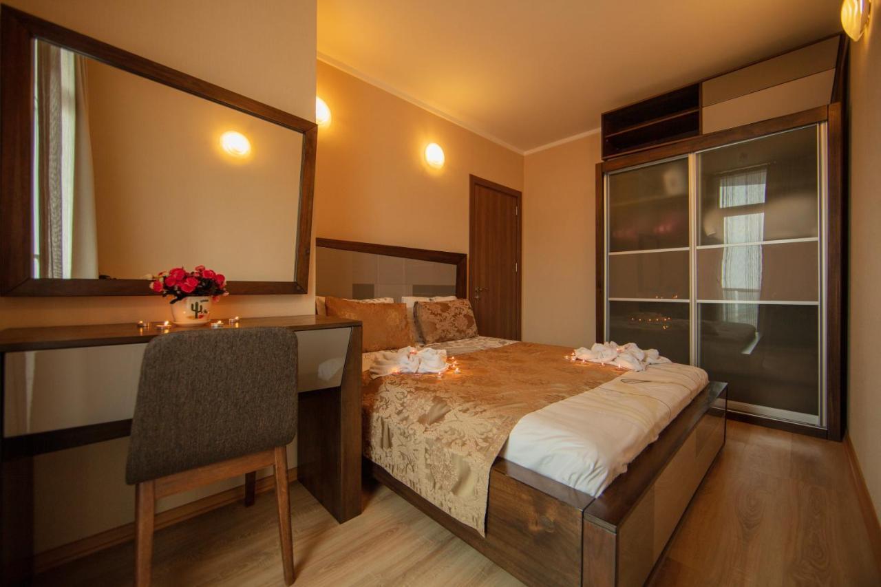 Tower Apartments บาทูมิ ภายนอก รูปภาพ