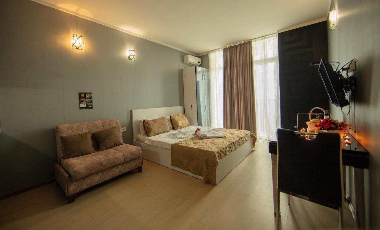 Tower Apartments บาทูมิ ภายนอก รูปภาพ