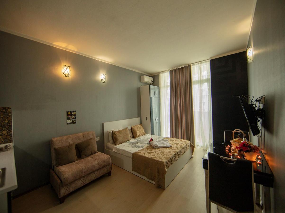 Tower Apartments บาทูมิ ภายนอก รูปภาพ