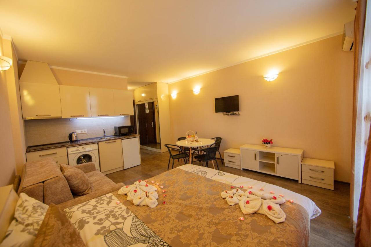 Tower Apartments บาทูมิ ภายนอก รูปภาพ