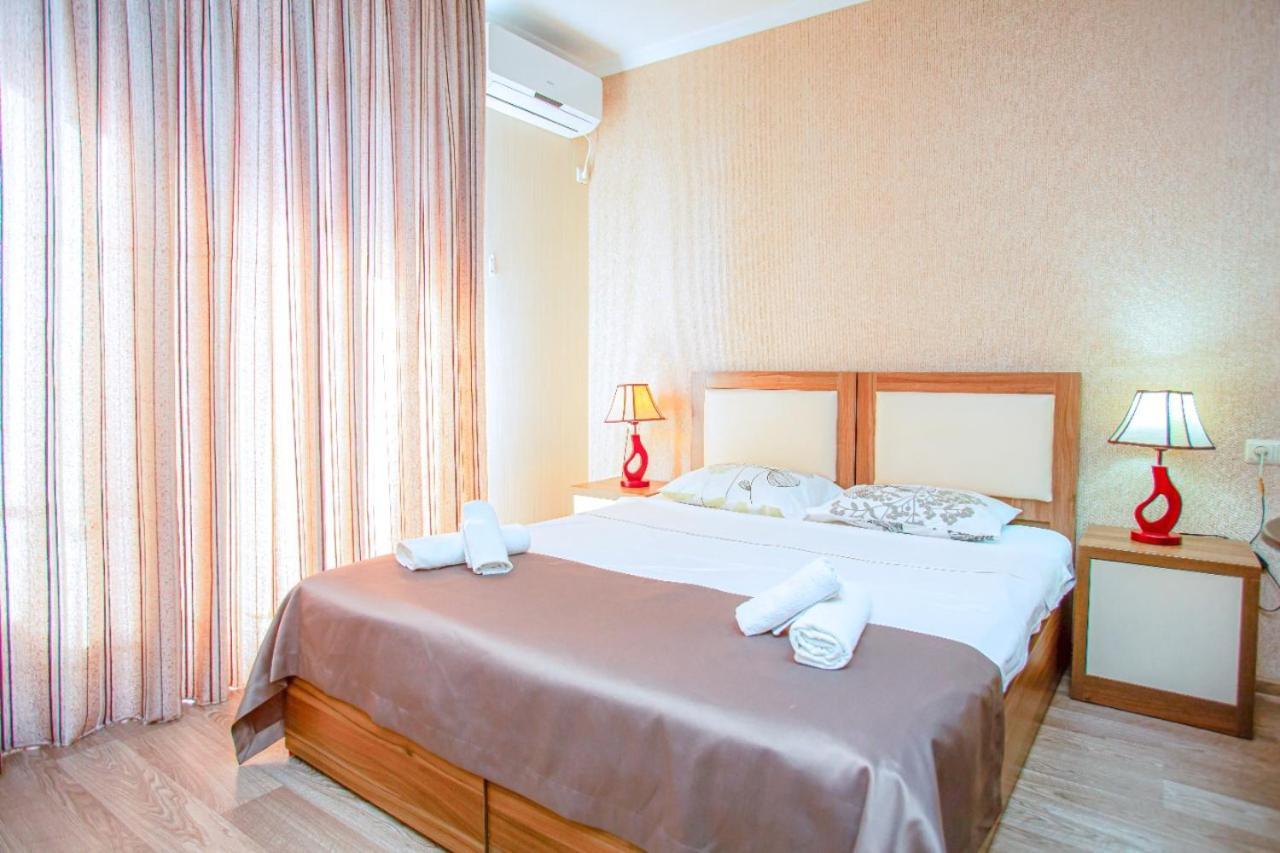 Tower Apartments บาทูมิ ภายนอก รูปภาพ