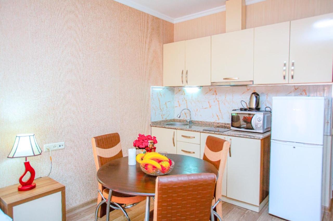 Tower Apartments บาทูมิ ภายนอก รูปภาพ